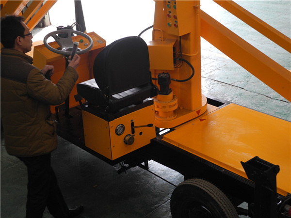 <b>高空作業(yè)車(chē)</b>